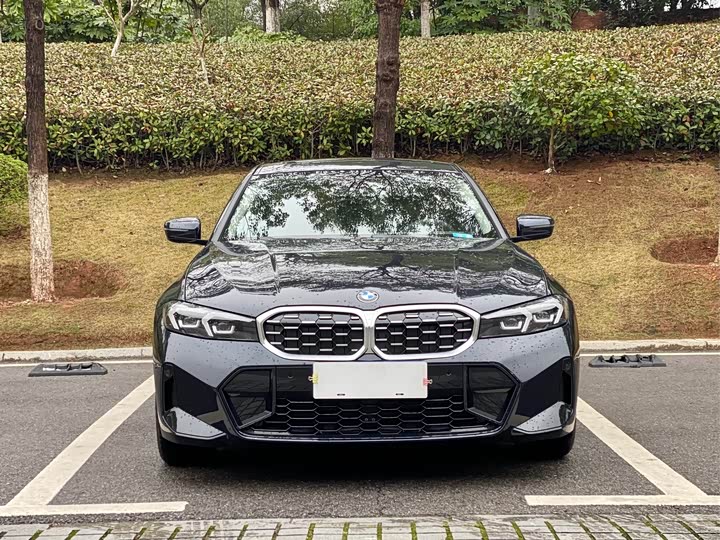 Фото 2 - BMW 3 Series