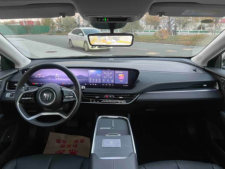 Фото 8 - Buick LaCrosse