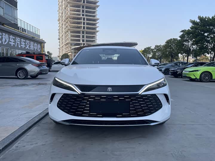 Фото 2 - BYD Qin L