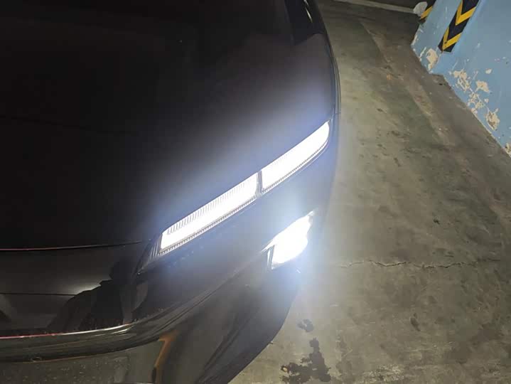 Фото 5 - Nio ET5T