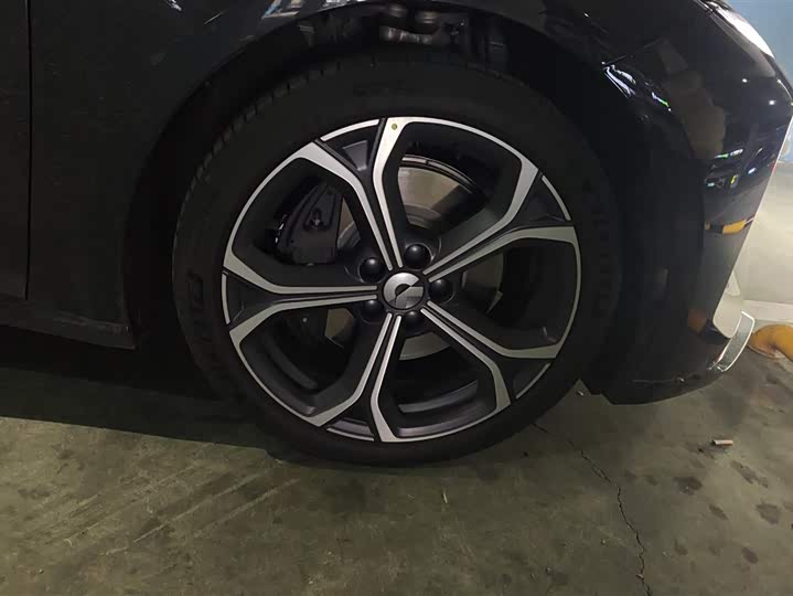 Фото 6 - Nio ET5T