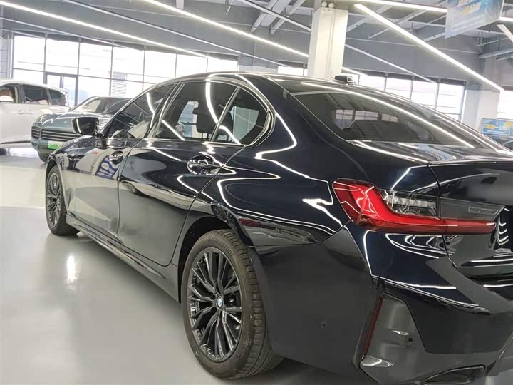 Фото 5 - BMW 3 Series