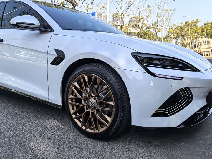 Фото 4 - BYD Seal