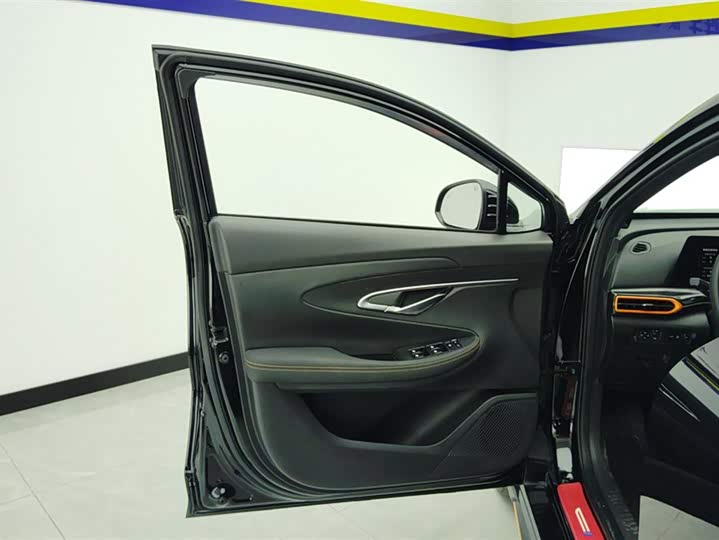 Фото 7 - Changan UNI-T