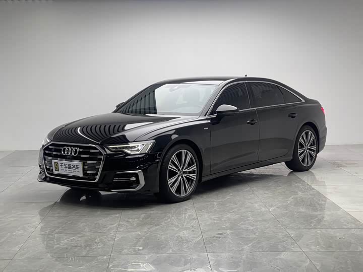 Фото 1 - Audi A6L