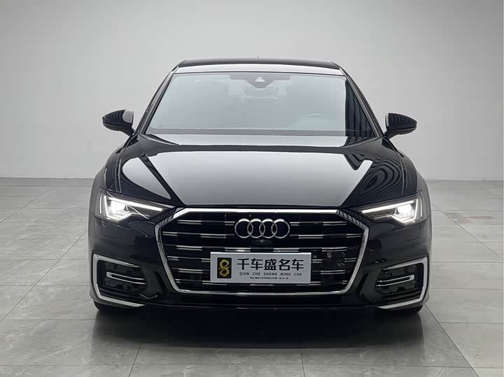Фото 2 - Audi A6L