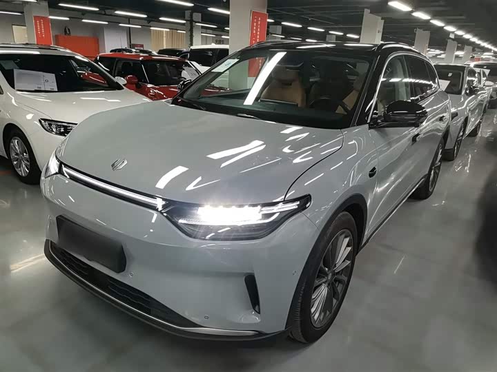 Фото 2 - Leapmotor C11