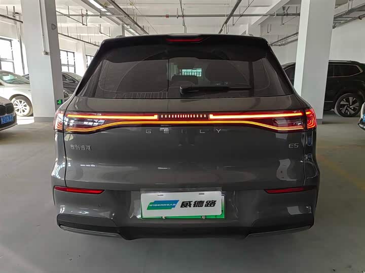 Фото 5 - Geely Galaxy E5