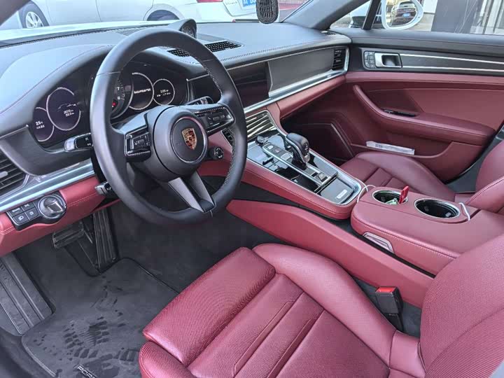 Фото 4 - Porsche Panamera