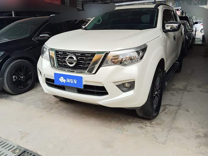 Фото 1 - Nissan Terra