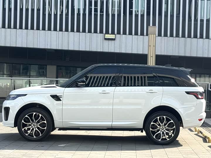 Фото 4 - Land Rover Range Rover Sport