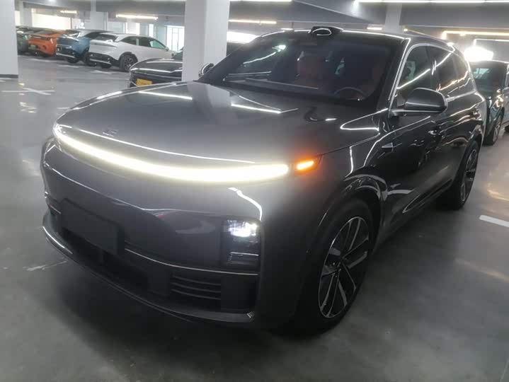 Фото 1 - LiXiang L7