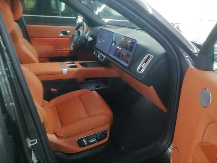 Фото 8 - LiXiang L7