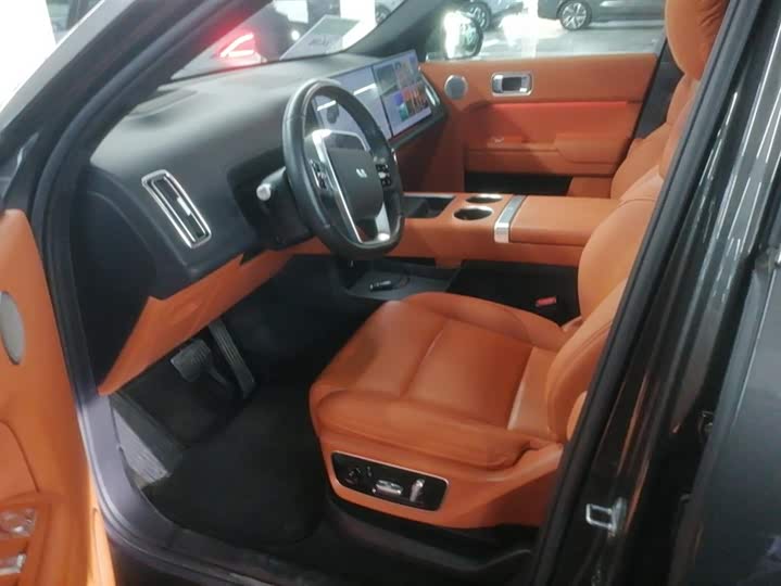 Фото 9 - LiXiang L7