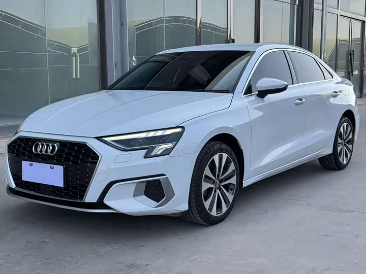 Фото 1 - Audi A3