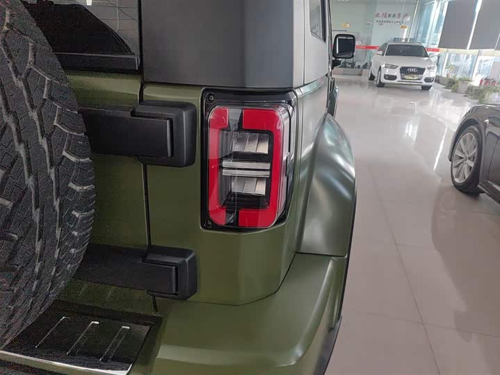 Фото 8 - BAIC Beijing BJ40