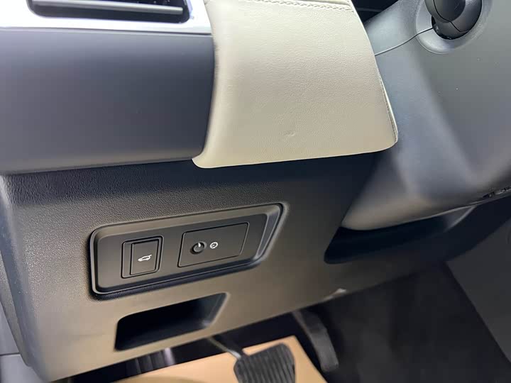 Фото 6 - Land Rover Discovery