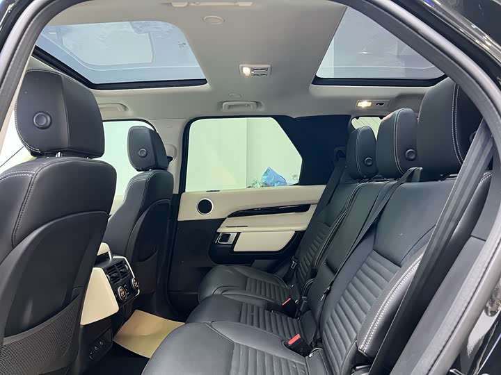 Фото 8 - Land Rover Discovery