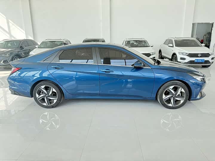 Фото 9 - Hyundai Elantra N line