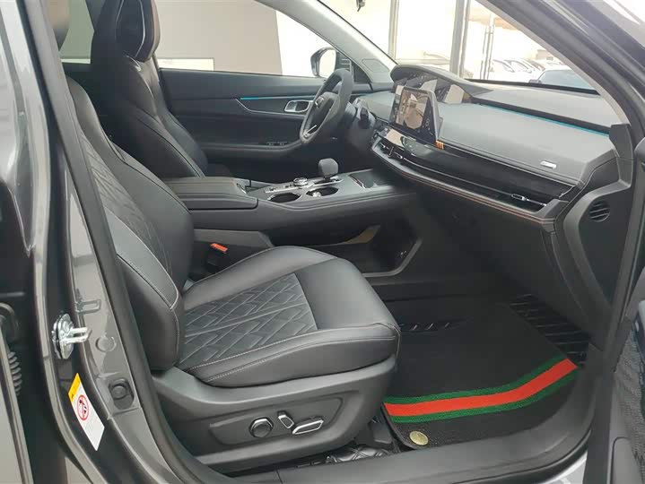 Фото 8 - Changan UNI-K