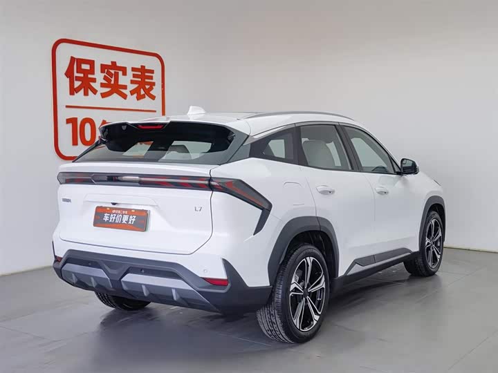 Фото 2 - Geely Galaxy L7