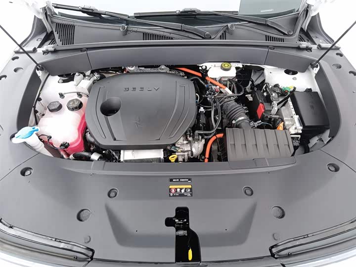 Фото 6 - Geely Galaxy L7