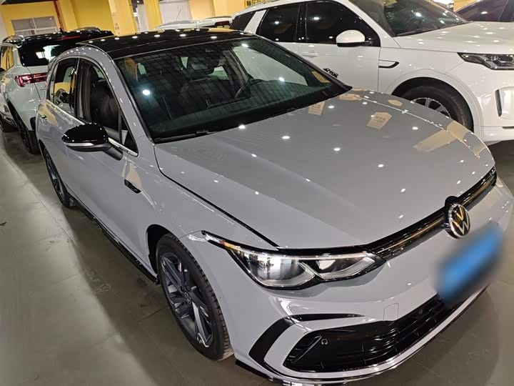 Фото 4 - Volkswagen Golf