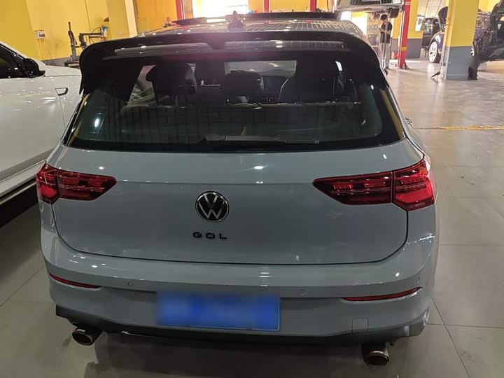 Фото 6 - Volkswagen Golf
