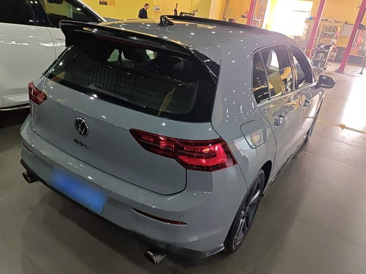 Фото 7 - Volkswagen Golf