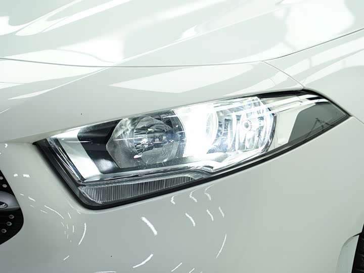 Фото 7 - Mercedes-Benz A-Class