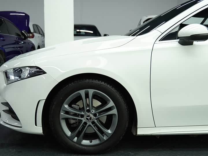 Фото 8 - Mercedes-Benz A-Class