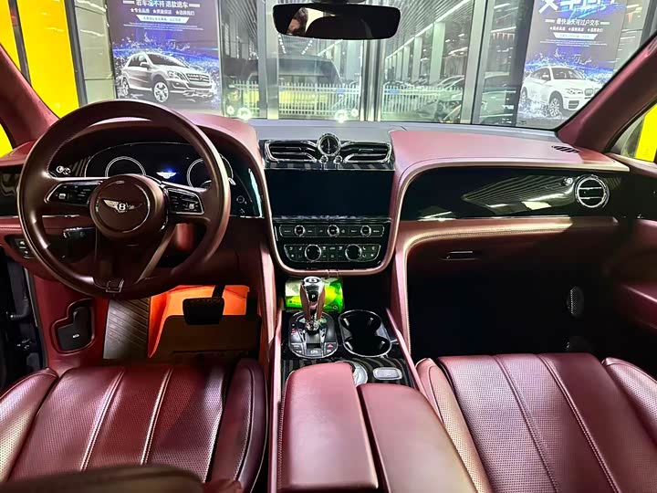 Фото 2 - Bentley Bentayga