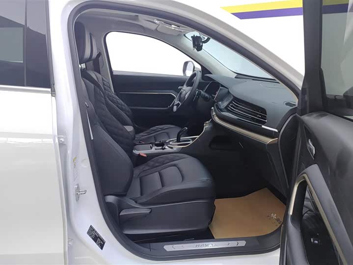 Фото 8 - Haval H6