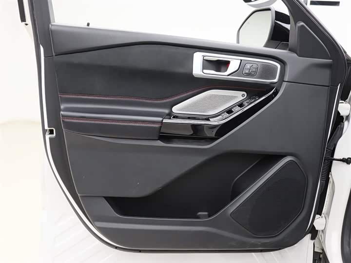 Фото 5 - Ford Explorer