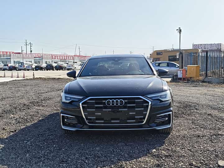 Фото 7 - Audi A6L