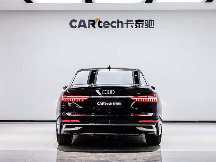 Фото 5 - Audi A6L