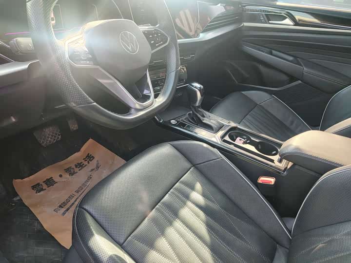 Фото 6 - Volkswagen Passat