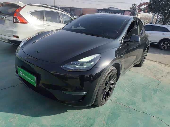 Фото 2 - Tesla Model Y