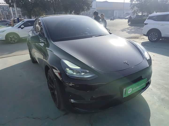 Фото 4 - Tesla Model Y