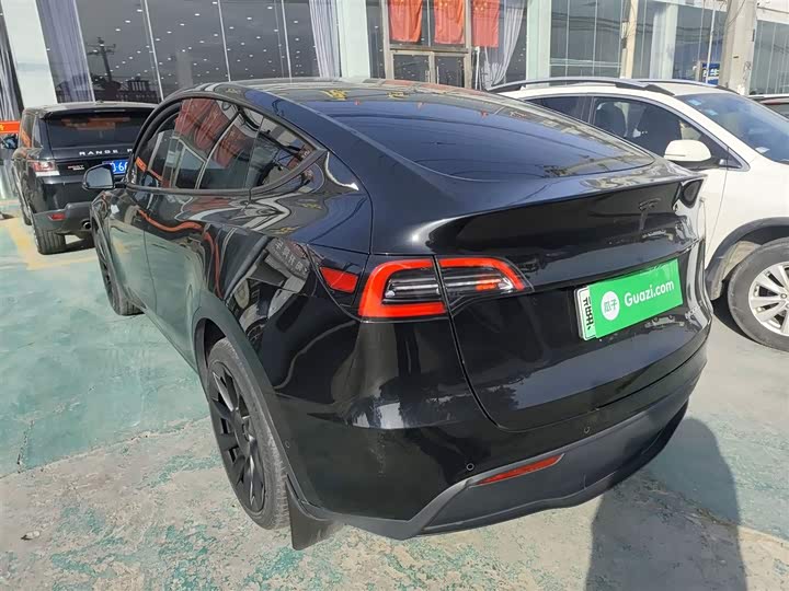 Фото 5 - Tesla Model Y