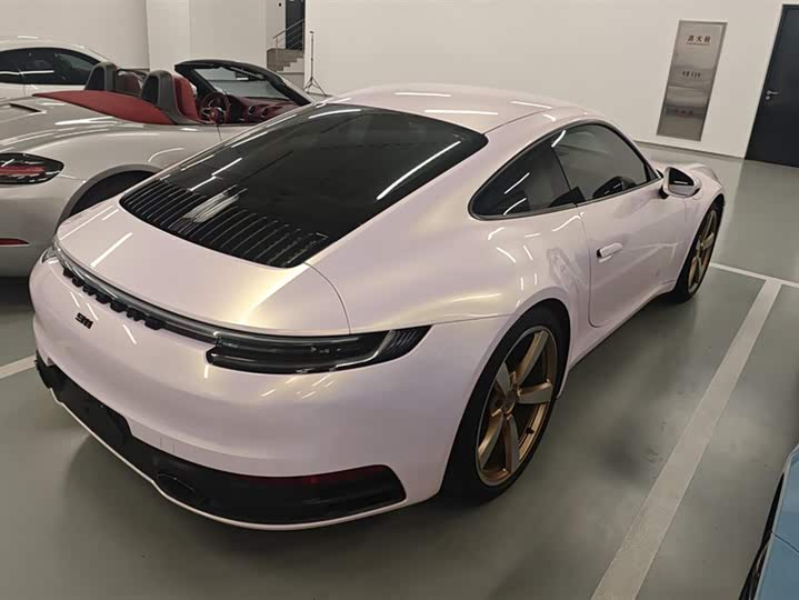 Фото 3 - Porsche 911