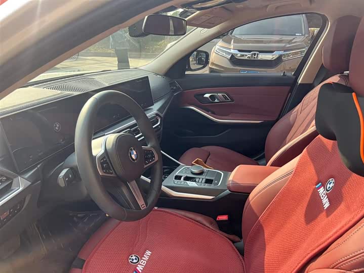 Фото 4 - BMW 3 Series