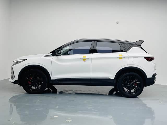 Фото 7 - Geely Coolray