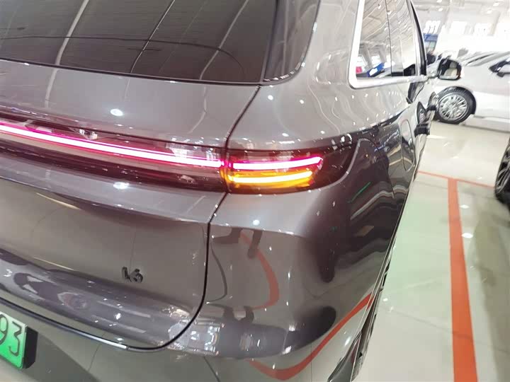 Фото 8 - LiXiang L6