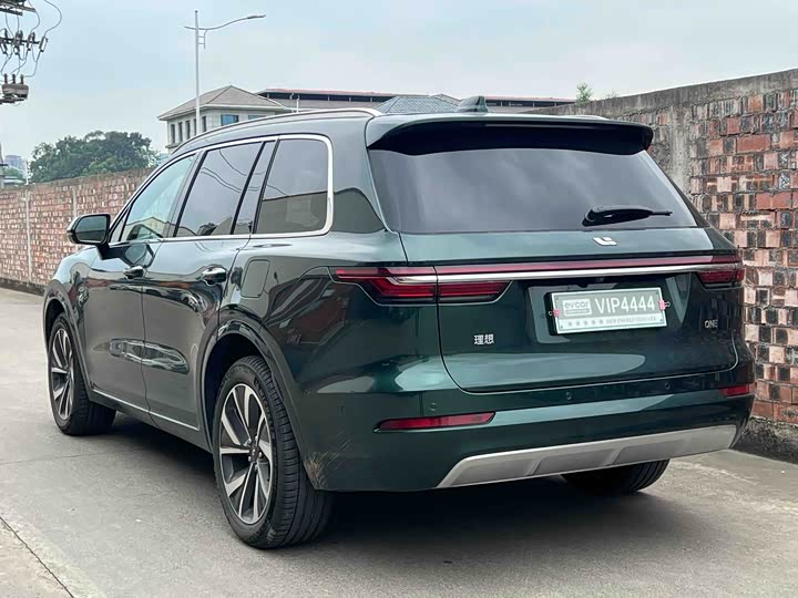 Фото 4 - LiXiang One