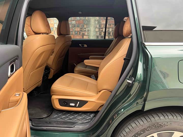 Фото 7 - LiXiang One