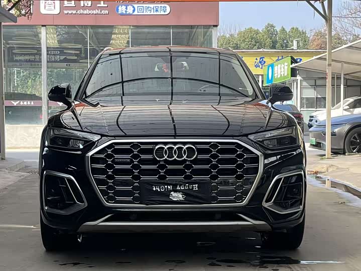 Фото 2 - Audi Q5L