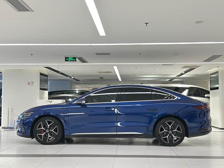 Фото 4 - BYD Han