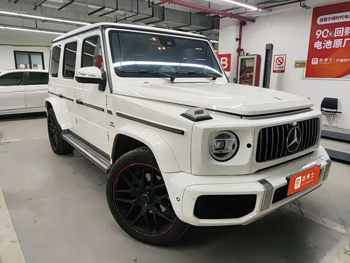 Фото 1 - Mercedes-Benz G-Class