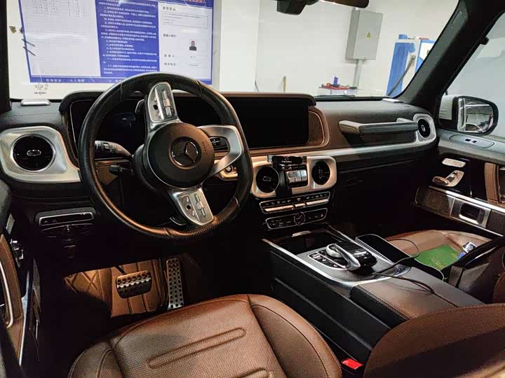 Фото 2 - Mercedes-Benz G-Class